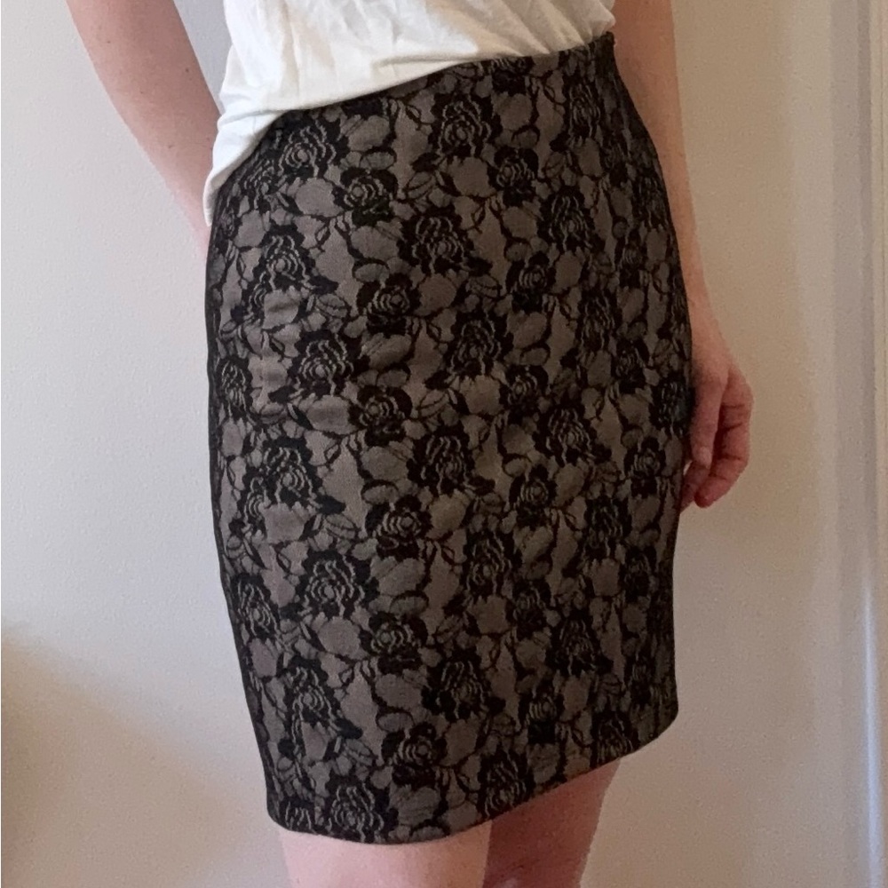 Michelle Belau Elegant Black Lace Pencil Skirt